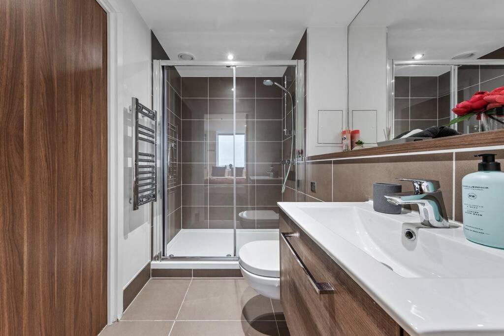 Amazing Britania 1 Bedroom Flat In London Bp40 Dış mekan fotoğraf